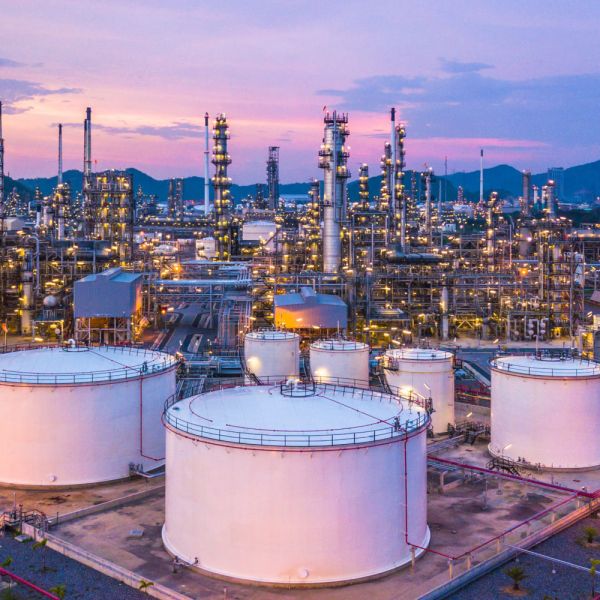 Morgan Stanley dự báo giá dầu thô WTI sẽ giảm xuống mức trung bình 70.00 USD vào năm 2025 trong bối cảnh cung vượt cầu